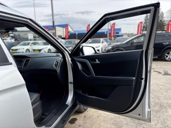 Hyundai Creta I с пробегом 2019 года, цена 2 000 000 рублей, 95367 км, внедорожник, Автокод Объявления