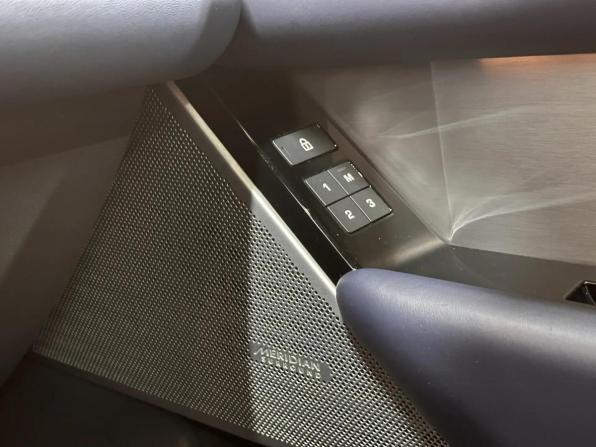 Land Rover Range Rover Velar I с пробегом 2021 года, цена 9 597 000 рублей, 27498 км, внедорожник, Автокод Объявления
