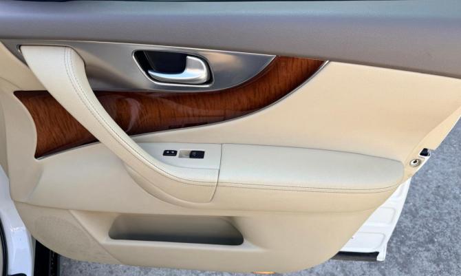Infiniti FX II (S51) с пробегом 2010 года, цена 1 570 000 рублей, 243520 км, внедорожник, Автокод Объявления