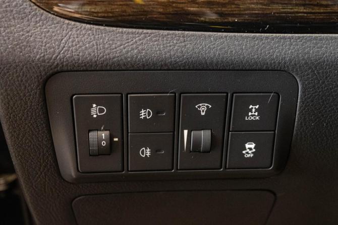 Hyundai Santa Fe II Рестайлинг с пробегом 2012 года, цена 1 395 000 рублей, 207057 км, внедорожник, Автокод Объявления