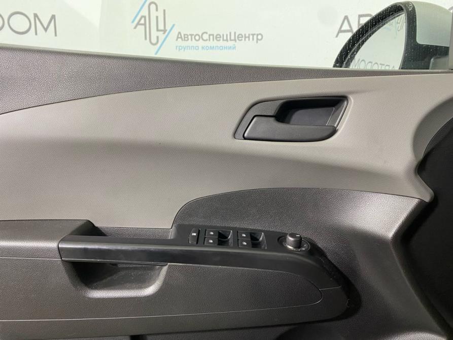 Chevrolet Aveo II Москва  - изображение 11