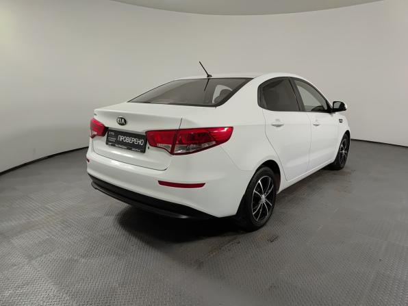 Kia Rio III Рестайлинг с пробегом 2016 года, цена 910 000 рублей, 164720 км, седан, Автокод Объявления