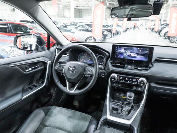 Toyota RAV4 V (XA50) с пробегом 2023 года, цена 4 600 000 рублей, 19513 км, внедорожник, Автокод Объявления