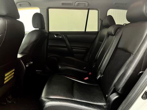 Toyota Highlander II (XU40) Рестайлинг с пробегом 2012 года, цена 2 099 000 рублей, 154469 км, внедорожник, Автокод Объявления