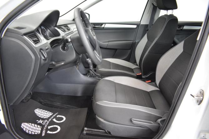 Skoda Rapid I Рестайлинг с пробегом 2019 года, цена 1 399 000 рублей, 46000 км, лифтбек, Автокод Объявления