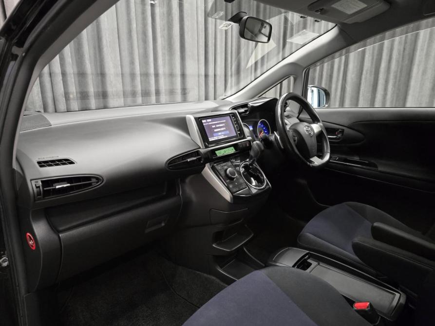 Toyota Wish II Рестайлинг Красноярск  - изображение 15