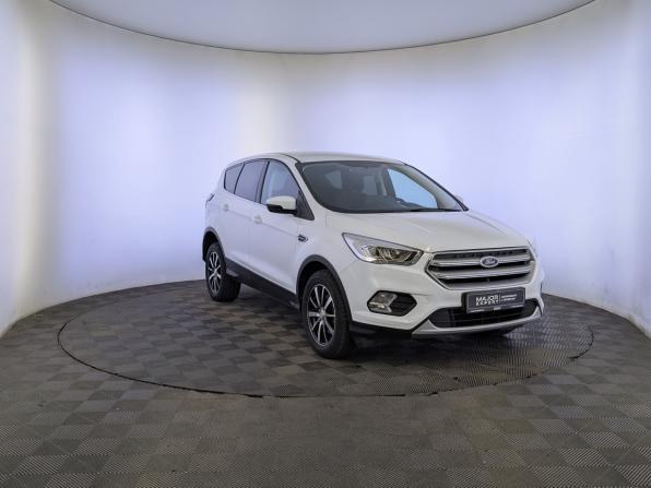 Ford Kuga II Рестайлинг с пробегом 2018 года, цена 1 700 000 рублей, 90321 км, внедорожник, Автокод Объявления