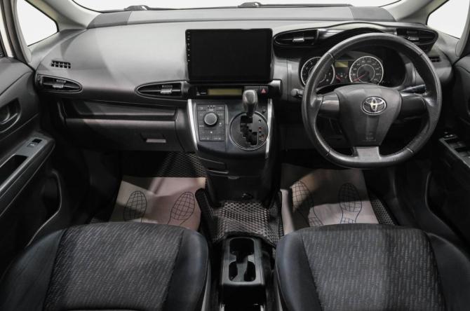 Toyota Wish II с пробегом 2011 года, цена 1 319 000 рублей, 183000 км, минивэн, Автокод Объявления