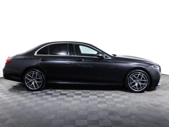 Mercedes-Benz E-Класс V (W213 S213 C238) Рестайлинг с пробегом 2020 года, цена 4 946 000 рублей, 53653 км, седан, Автокод Объявления