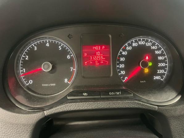 Volkswagen Polo V с пробегом 2012 года, цена 577 000 рублей, 312000 км, седан, Автокод Объявления