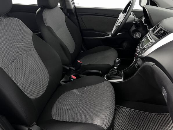 Hyundai Solaris I с пробегом 2011 года, цена 850 000 рублей, 150649 км, хэтчбек, Автокод Объявления