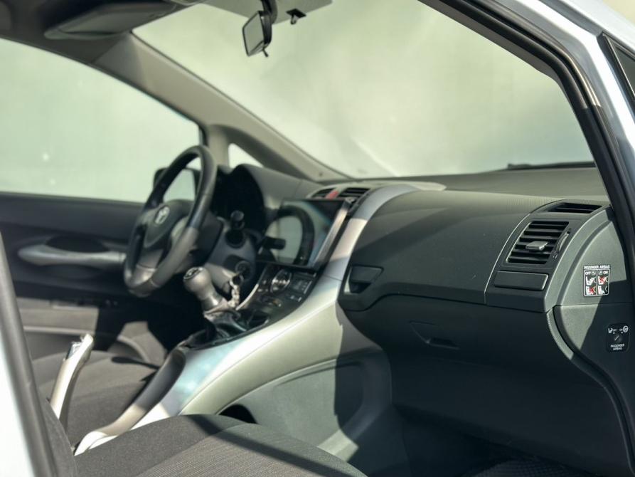 Toyota Auris I Липецк  - изображение 11