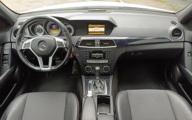Mercedes-Benz C-Класс III (W204) Рестайлинг с пробегом 2012 года, цена 1 089 000 рублей, 235615 км, седан, Автокод Объявления
