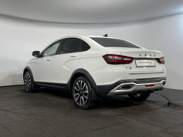 Lada (ВАЗ) Vesta I Рестайлинг (NG) с пробегом 2023 года, цена 1 400 000 рублей, 9340 км, седан, Автокод Объявления