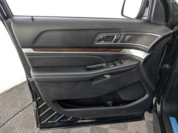 Ford Explorer V Рестайлинг 2 с пробегом 2018 года, цена 2 650 000 рублей, 200022 км, внедорожник, Автокод Объявления