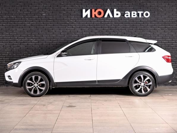 Lada (ВАЗ) Vesta I с пробегом 2021 года, цена 1 300 000 рублей, 70303 км, универсал, Автокод Объявления