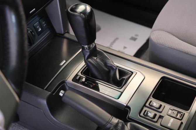 Toyota Land Cruiser Prado 150 Series с пробегом 2013 года, цена 2 929 000 рублей, 210000 км, внедорожник, Автокод Объявления