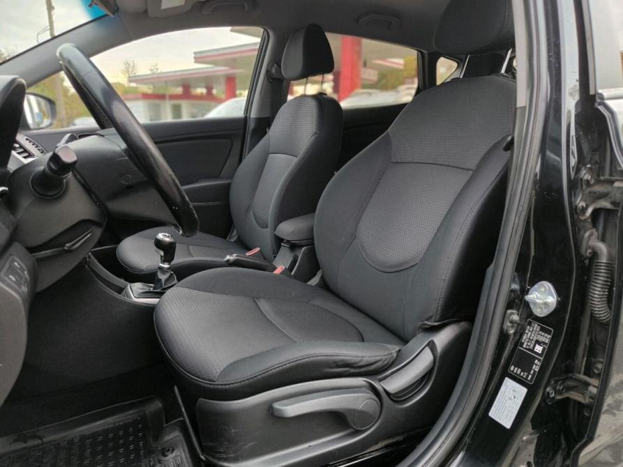 Hyundai Solaris I Рестайлинг Санкт-Петербург  - изображение 12