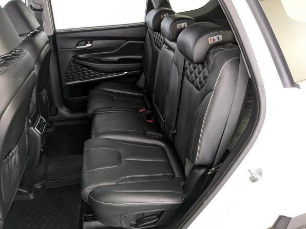 Hyundai Santa Fe IV Рестайлинг с пробегом 2022 года, цена 4 440 000 рублей, 51261 км, внедорожник, Автокод Объявления