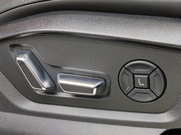 Audi SQ7 I (4M) Рестайлинг 2 с пробегом 2024 года, цена 17 900 000 рублей, 8400 км, внедорожник, Автокод Объявления
