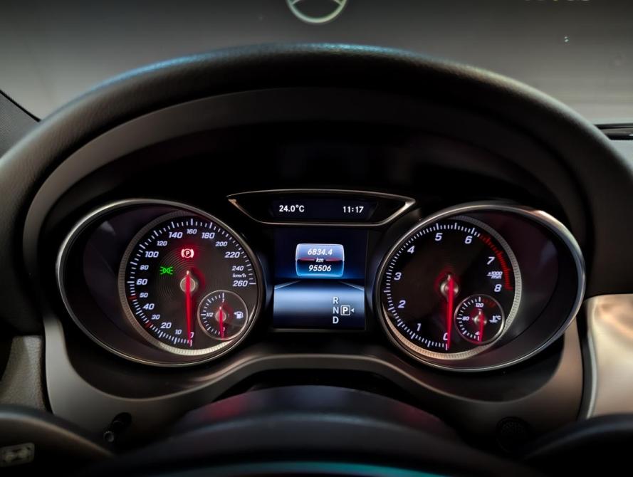 Mercedes-Benz GLA I (X156) Рестайлинг Москва  - изображение 13