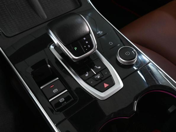 Omoda C5 I с пробегом 2023 года, цена 1 649 000 рублей, 110549 км, внедорожник, Автокод Объявления
