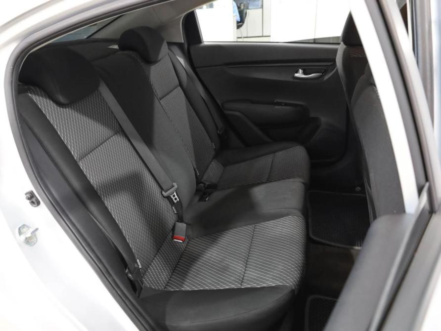 Kia Rio IV Ростов-на-Дону  - изображение 7
