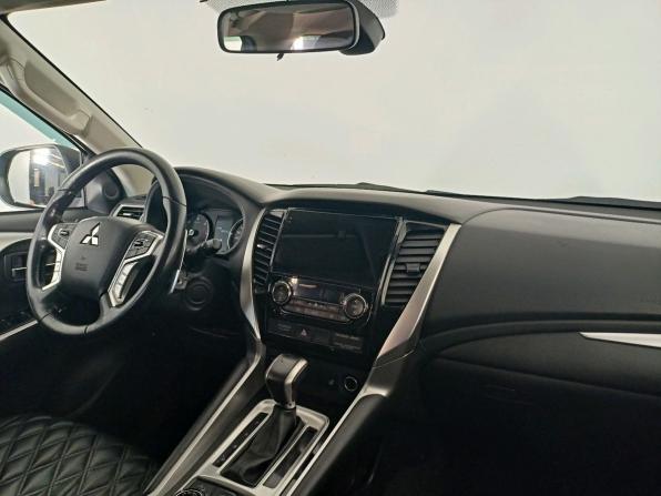 Mitsubishi Pajero Sport III с пробегом 2018 года, цена 2 799 000 рублей, 145000 км, внедорожник, Автокод Объявления