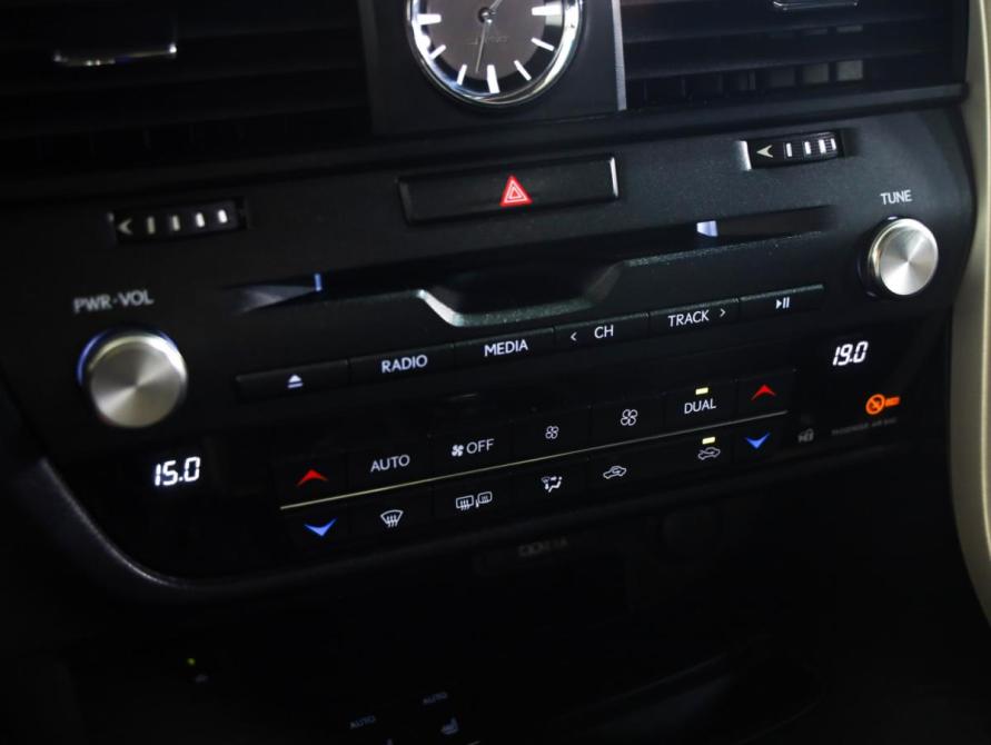 Lexus RX IV Рестайлинг Санкт-Петербург  - изображение 19
