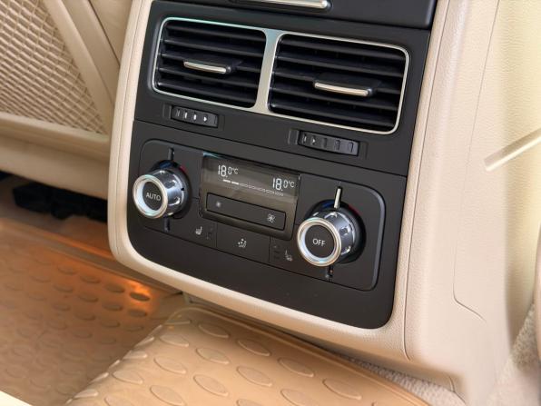 Volkswagen Touareg II с пробегом 2012 года, цена 1 829 000 рублей, 181000 км, внедорожник, Автокод Объявления