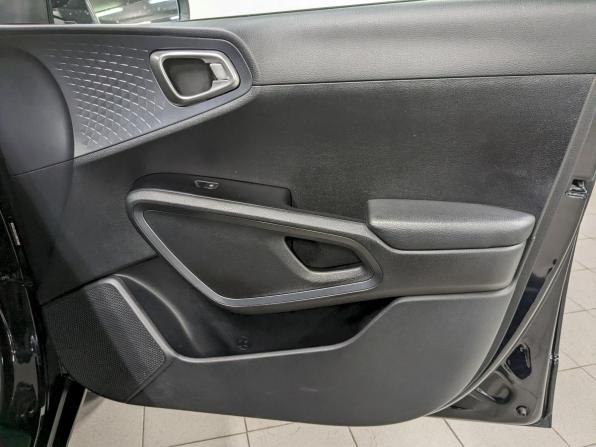 Kia Soul III с пробегом 2021 года, цена 1 890 000 рублей, 92438 км, хэтчбек, Автокод Объявления