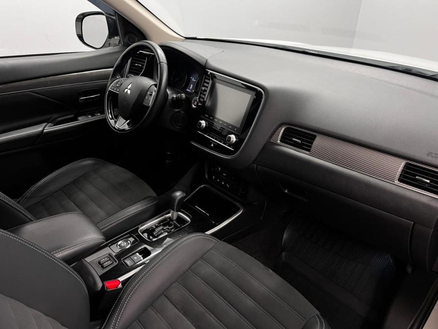 Mitsubishi Outlander III Рестайлинг 3 Санкт-Петербург  - изображение 10