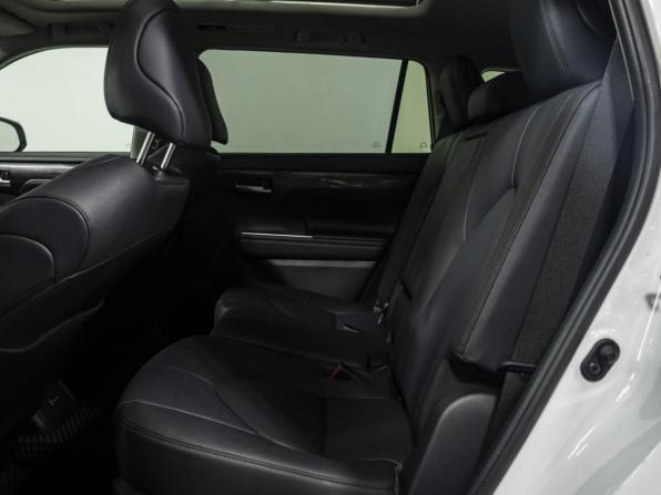 Toyota Highlander IV (XU70) с пробегом 2024 года, цена 5 298 000 рублей, 13678 км, внедорожник, Автокод Объявления