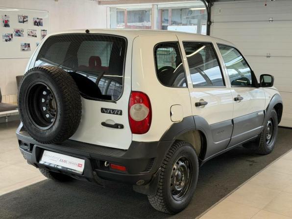 Chevrolet Niva I Рестайлинг с пробегом 2017 года, цена 458 020 рублей, 199300 км, внедорожник, Автокод Объявления
