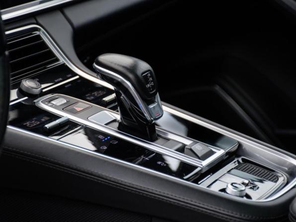 Porsche Panamera II с пробегом 2017 года, цена 5 931 325 рублей, 158571 км, лифтбек, Автокод Объявления