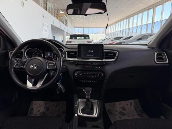 Kia Ceed III с пробегом 2018 года, цена 1 850 000 рублей, 44296 км, хэтчбек, Автокод Объявления