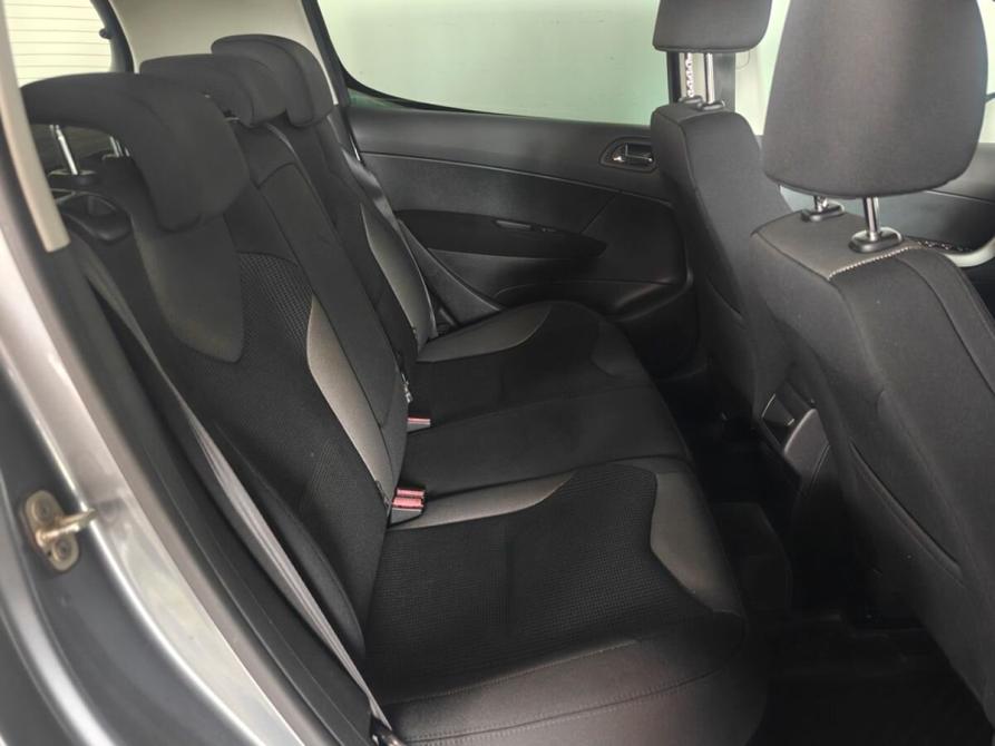 Peugeot 308 I Рестайлинг Москва  - изображение 13