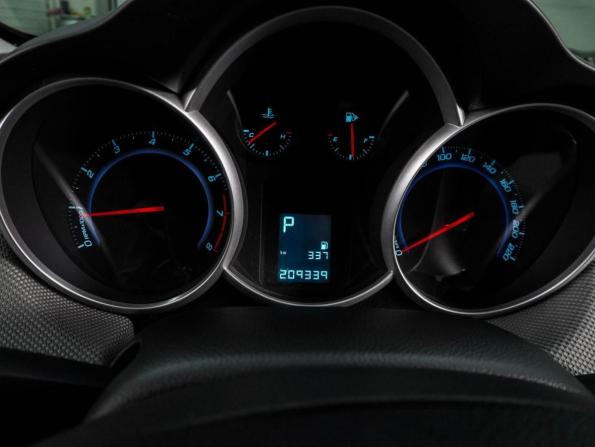 Chevrolet Cruze I Рестайлинг с пробегом 2013 года, цена 819 000 рублей, 209339 км, хэтчбек, Автокод Объявления