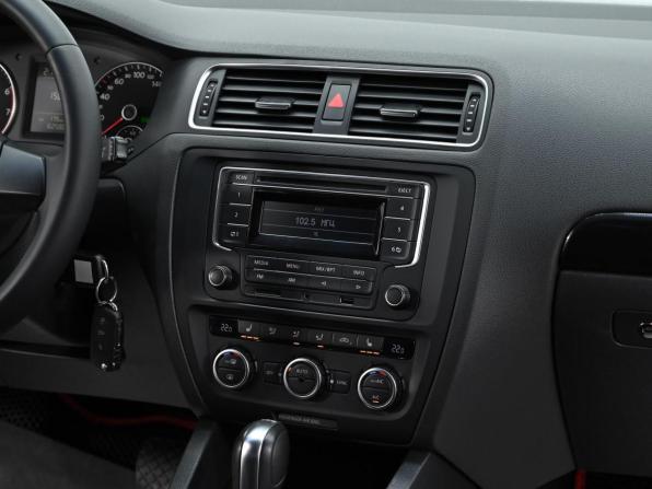 Volkswagen Jetta VI с пробегом 2014 года, цена 999 000 рублей, 162000 км, седан, Автокод Объявления