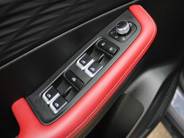 Geely Coolray I Рестайлинг с пробегом 2024 года, цена 2 159 000 рублей, 24396 км, внедорожник, Автокод Объявления
