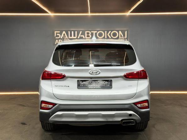 Hyundai Santa Fe IV с пробегом 2019 года, цена 2 500 000 рублей, 197431 км, внедорожник, Автокод Объявления