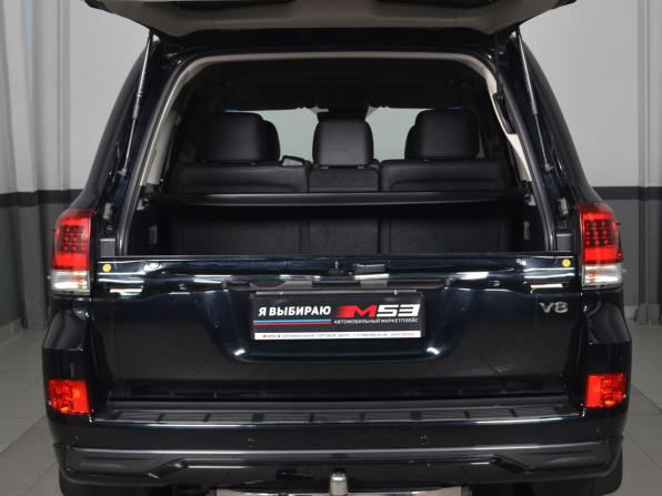 Toyota Land Cruiser 200 Series Рестайлинг 2 с пробегом 2016 года, цена 5 550 997 рублей, 227466 км, внедорожник, Автокод Объявления