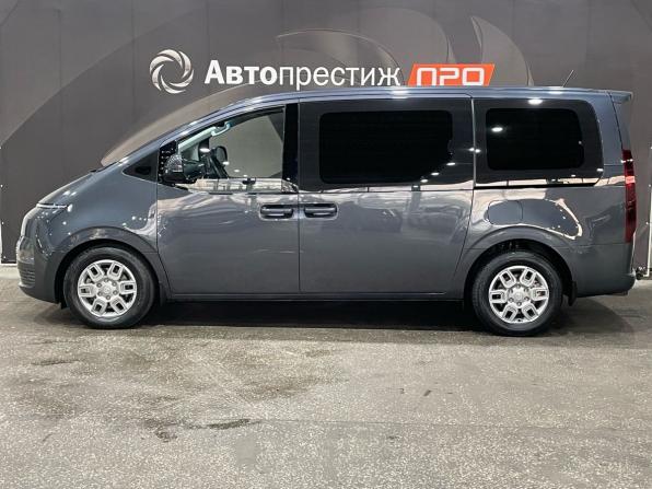 Hyundai Staria I с пробегом 2021 года, цена 4 490 000 рублей, 99650 км, минивэн, Автокод Объявления
