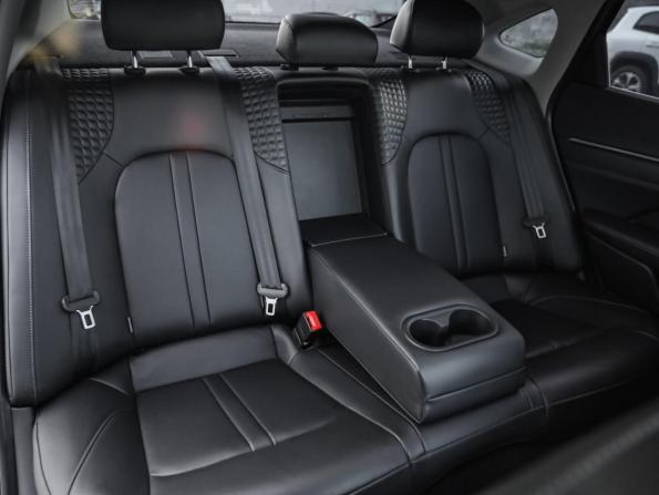 Hyundai Sonata VIII (DN8) Рестайлинг с пробегом 2024 года, цена 3 099 000 рублей, 22752 км, седан, Автокод Объявления