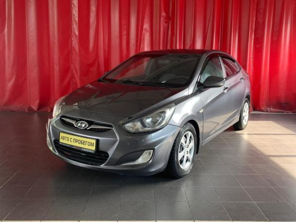 Hyundai Solaris I с пробегом 2013 года, цена 735 000 рублей, 120000 км, седан, Автокод Объявления