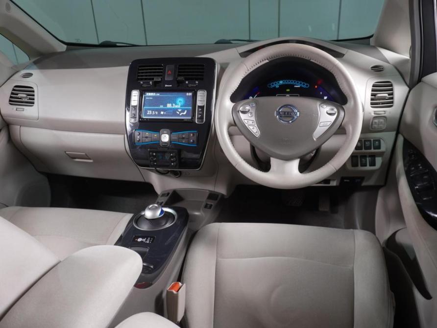 Nissan Leaf I (ZE0/AZE0) Воронеж  - изображение 6