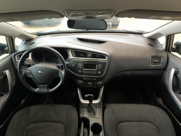 Kia Ceed II Рестайлинг с пробегом 2017 года, цена 1 450 000 рублей, 136556 км, универсал, Автокод Объявления