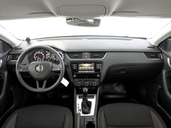 Skoda Octavia III (A7) Рестайлинг с пробегом 2019 года, цена 1 790 000 рублей, 94440 км, лифтбек, Автокод Объявления