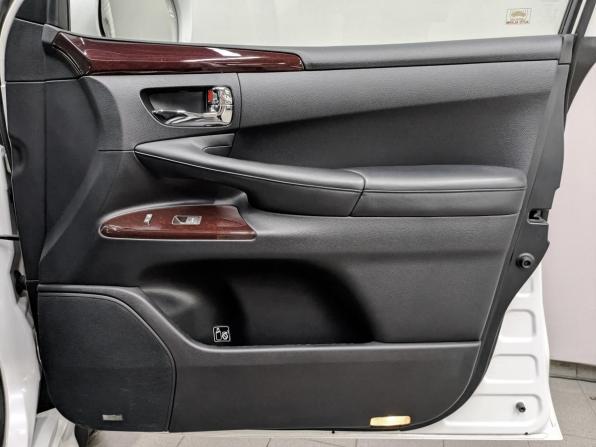 Lexus LX III Рестайлинг с пробегом 2013 года, цена 5 590 000 рублей, 99682 км, внедорожник, Автокод Объявления