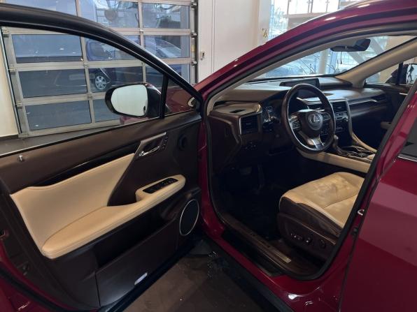Lexus RX IV с пробегом 2018 года, цена 3 675 000 рублей, 129574 км, внедорожник, Автокод Объявления